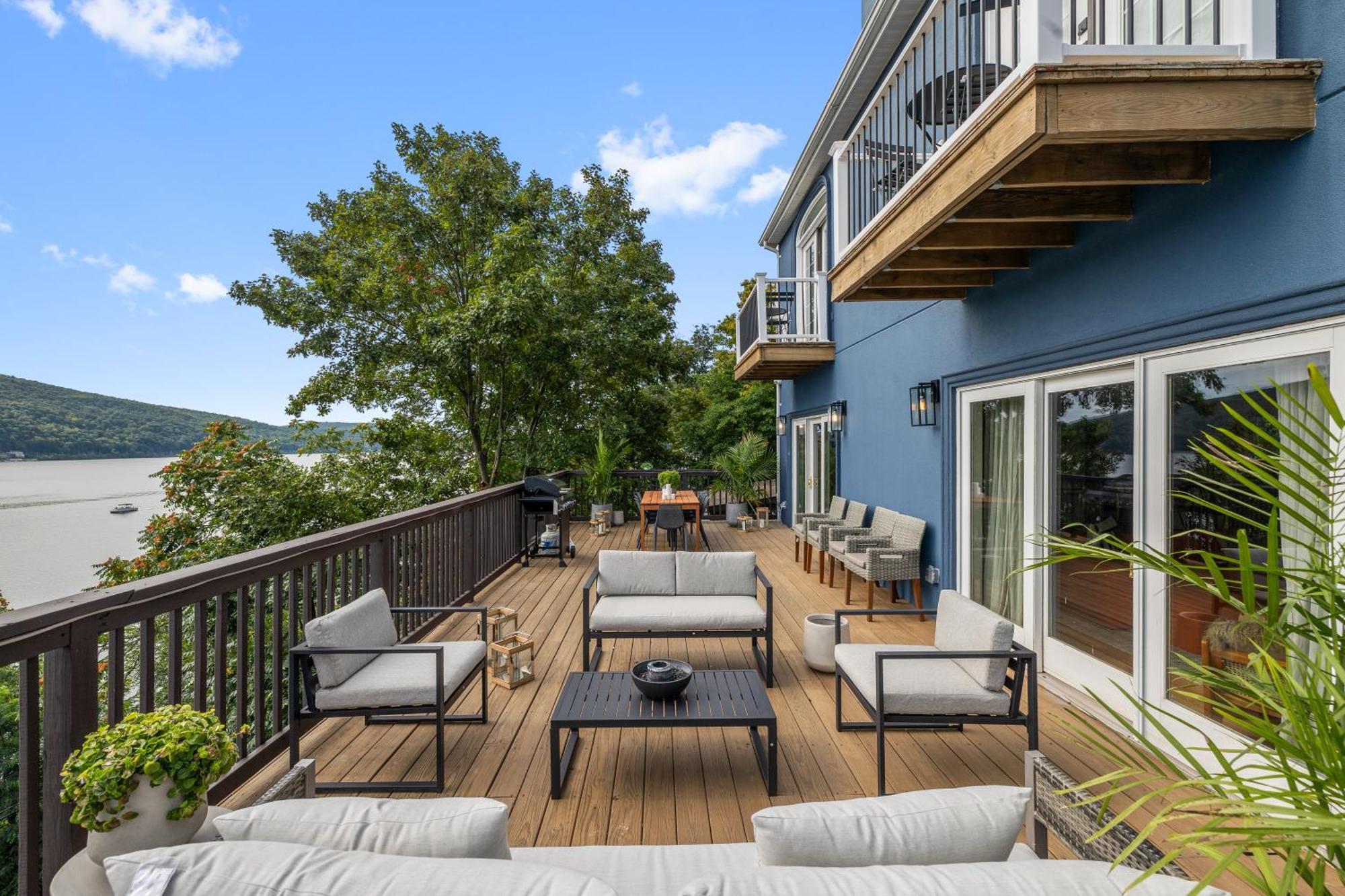 Lakeview House - Hot Tub - Firepit - Stunning Views - Spacious Deck - Cozy Living Room - Bar Greenwood Lake Exteriér fotografie