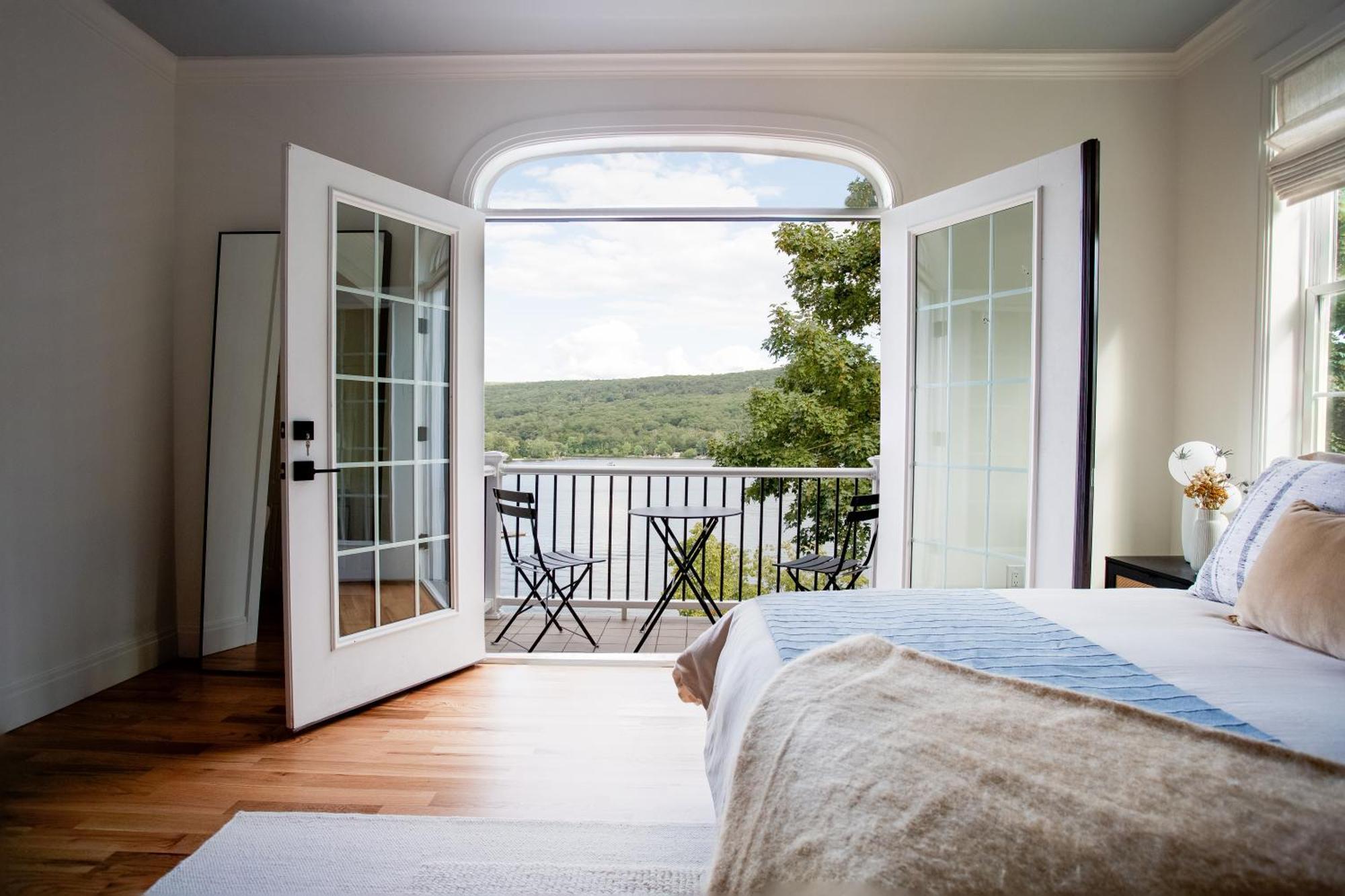 Lakeview House - Hot Tub - Firepit - Stunning Views - Spacious Deck - Cozy Living Room - Bar Greenwood Lake Exteriér fotografie